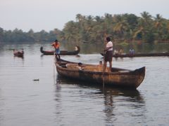 Kerala   Verkehr auf Backwater 5