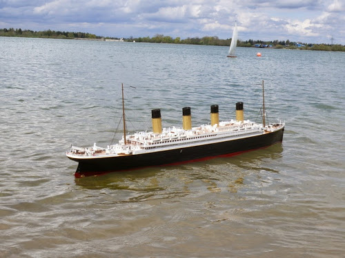 SMV Königsbrunn e.V. SOS TITANIC